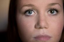 image Plano detalle de inmigrante norteamericana residente en Madrid