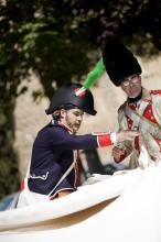 image Recreación de la Guerra de la Independencia en Segovia: Demostración del montaje de una tienda en el campamento de tropas españolas