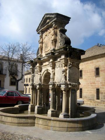 image Fuente de Santa María